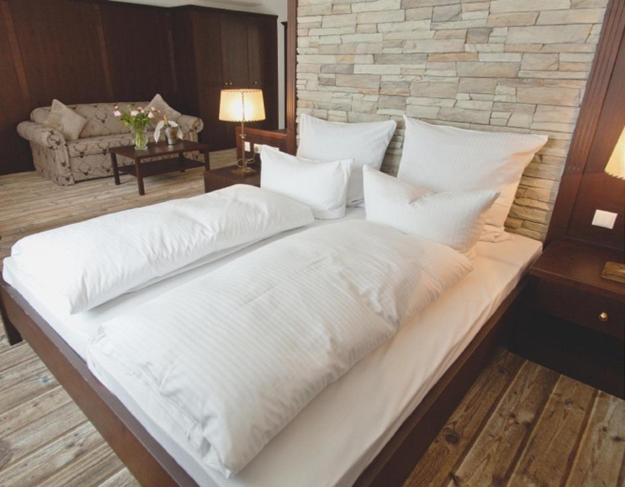 Forsthaus Woernbrunn Hotel Grünwald Екстериор снимка