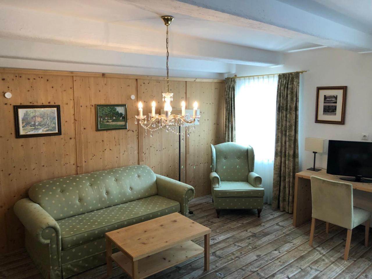Forsthaus Woernbrunn Hotel Grünwald Екстериор снимка